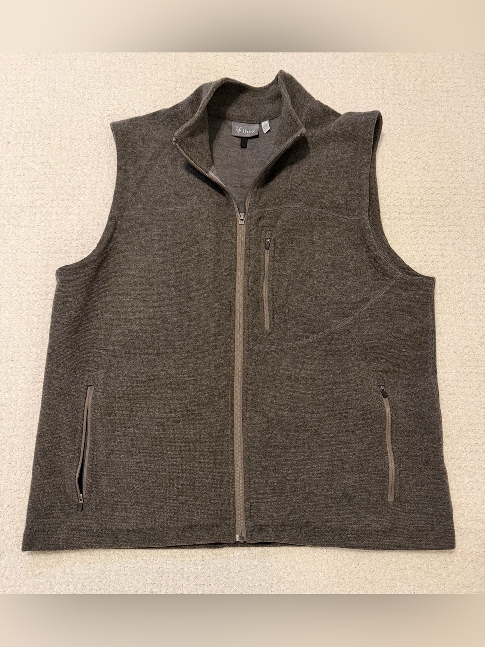 Ibex Men's Full Zip Zque Merino Wool Vest with Chest Pocket Size L